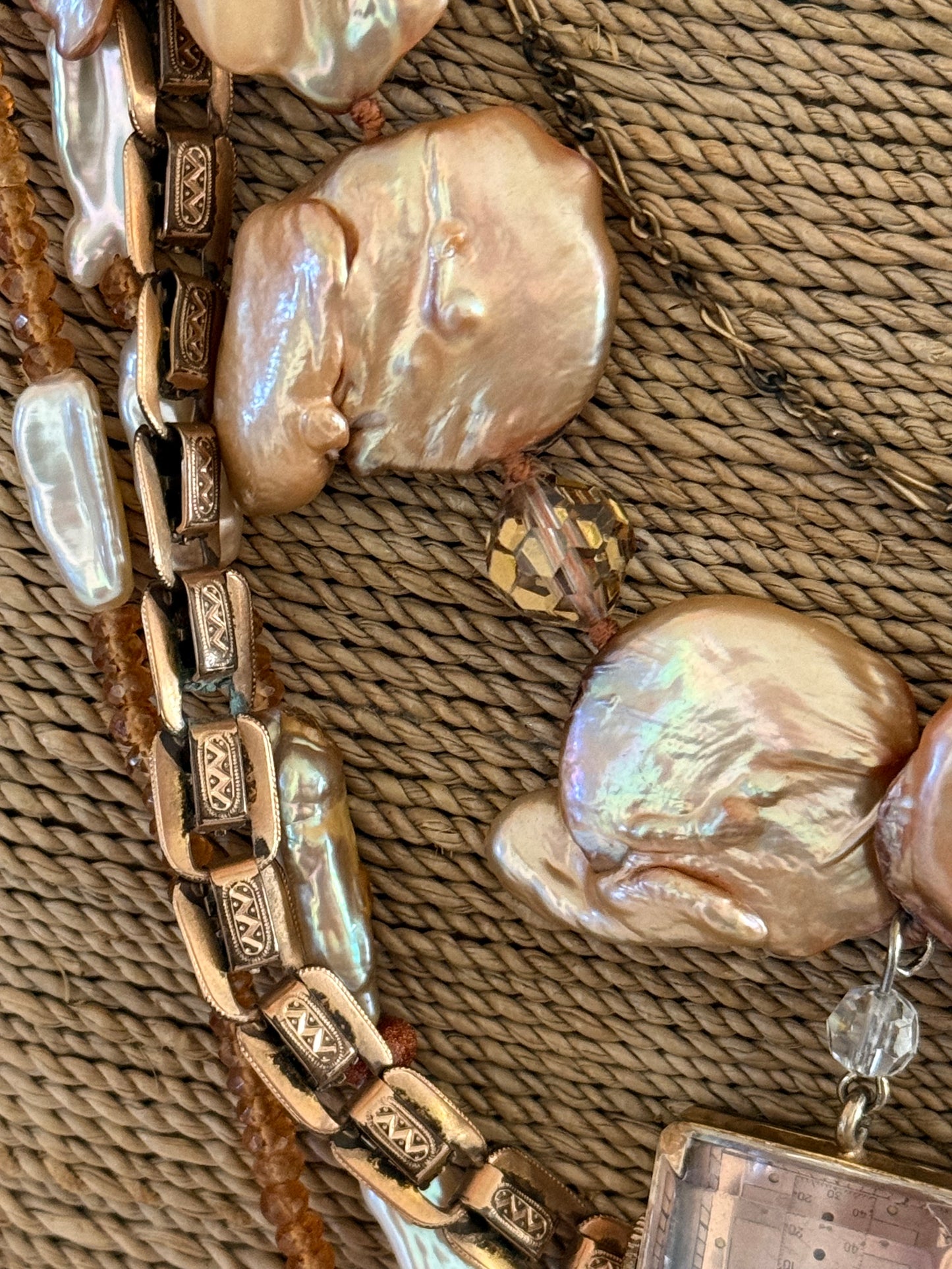 Multi layers of unique items